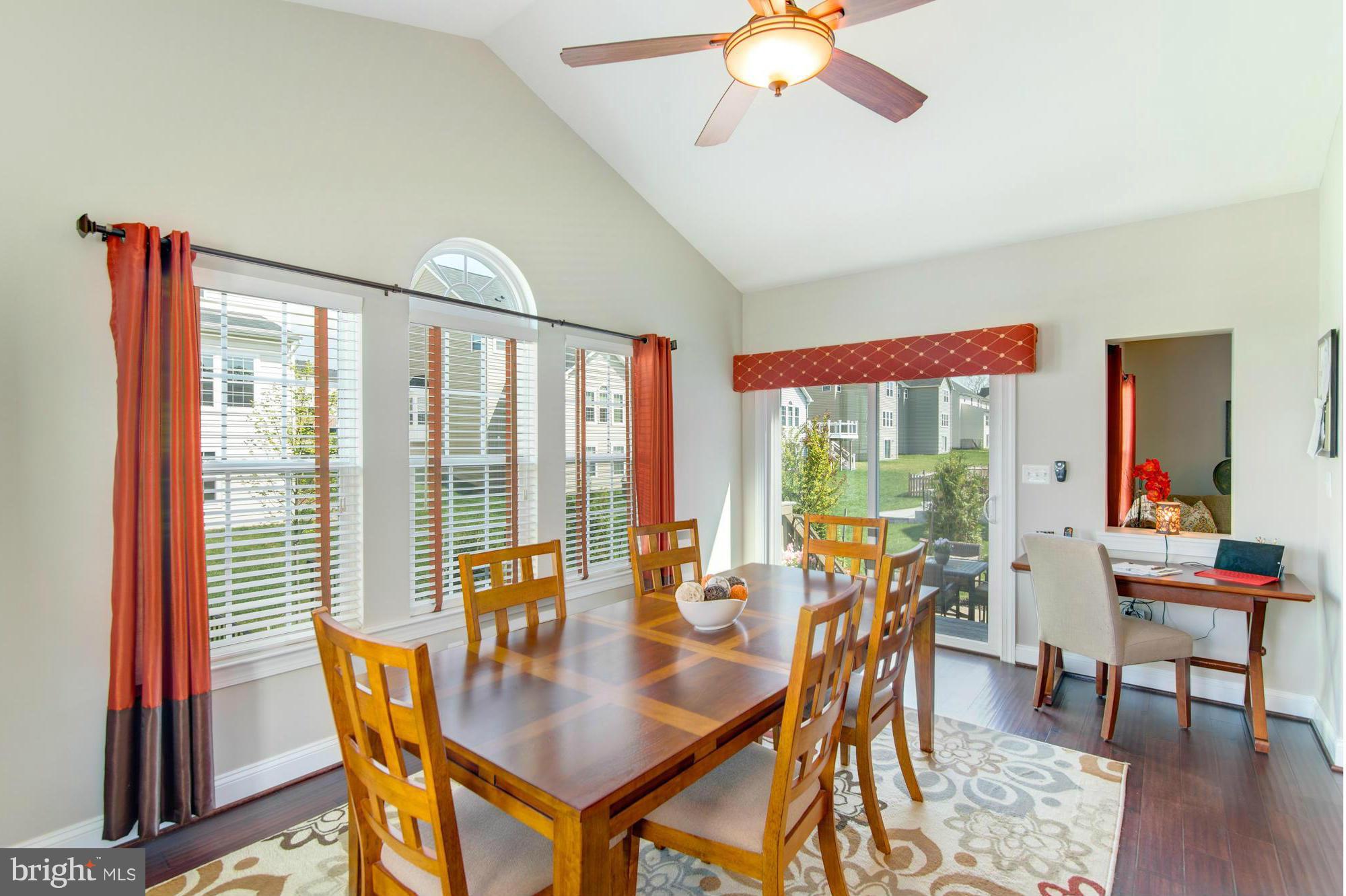 25764 Racing Sun Drive Aldie, VA 20105 - Photo 13 of 30 Kitchen