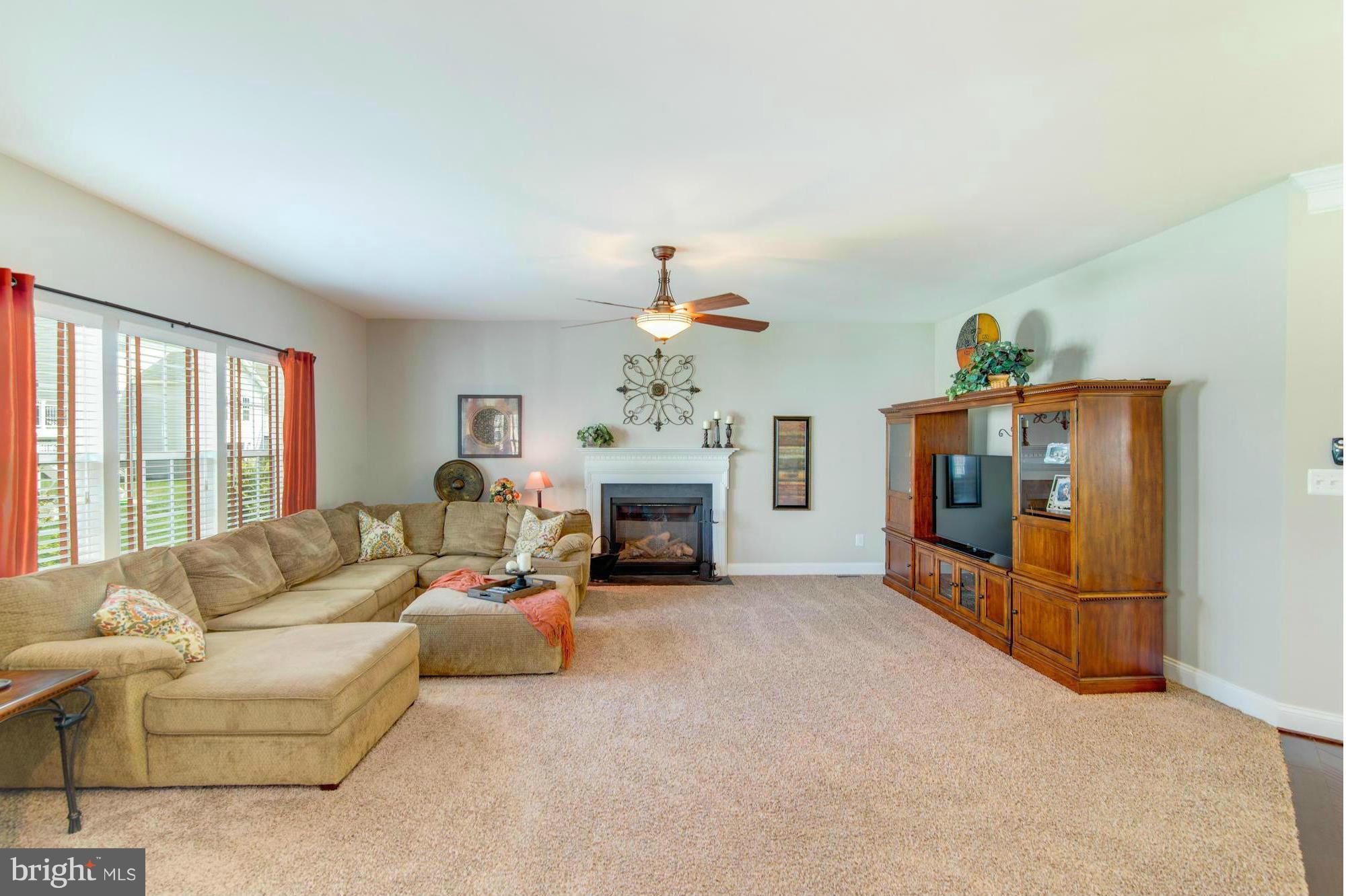 25764 Racing Sun Drive Aldie, VA 20105 - Photo 8 of 30 Family Room