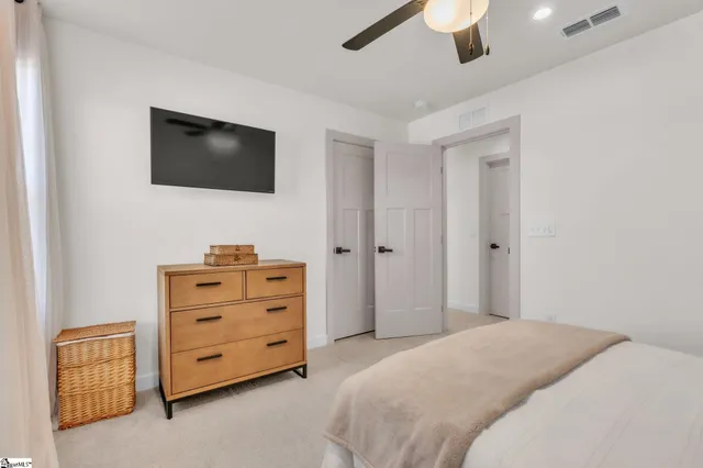 $3,000 | 401 Aztec Court, Greenville, SC 29607