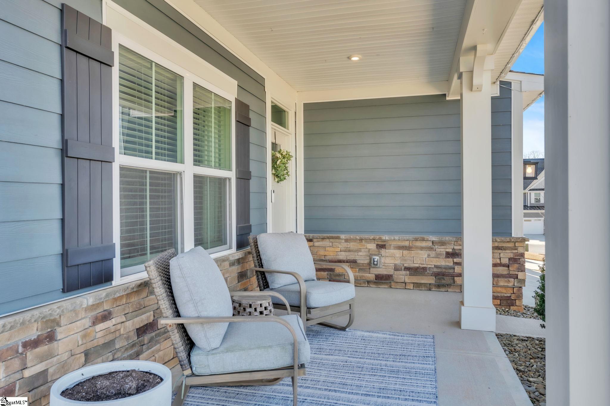 401 Aztec Court Greenville, SC 29607 - Photo 3 of 48