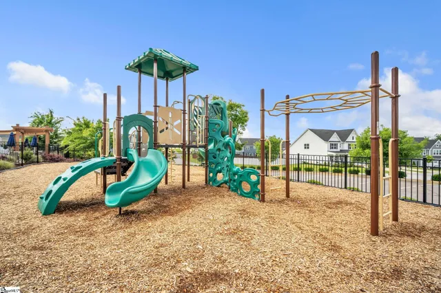 $3,000 | 401 Aztec Court, Greenville, SC 29607