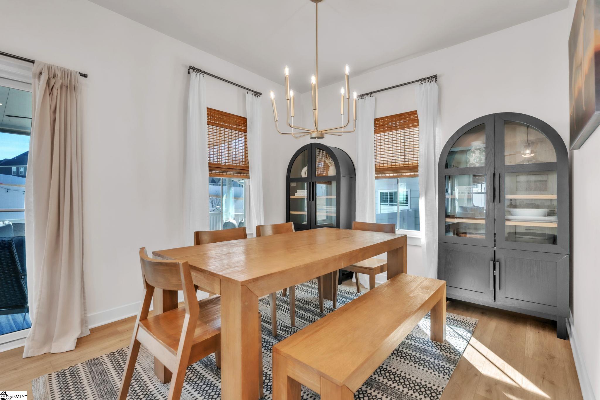 401 Aztec Court Greenville, SC 29607 - Photo 8 of 48