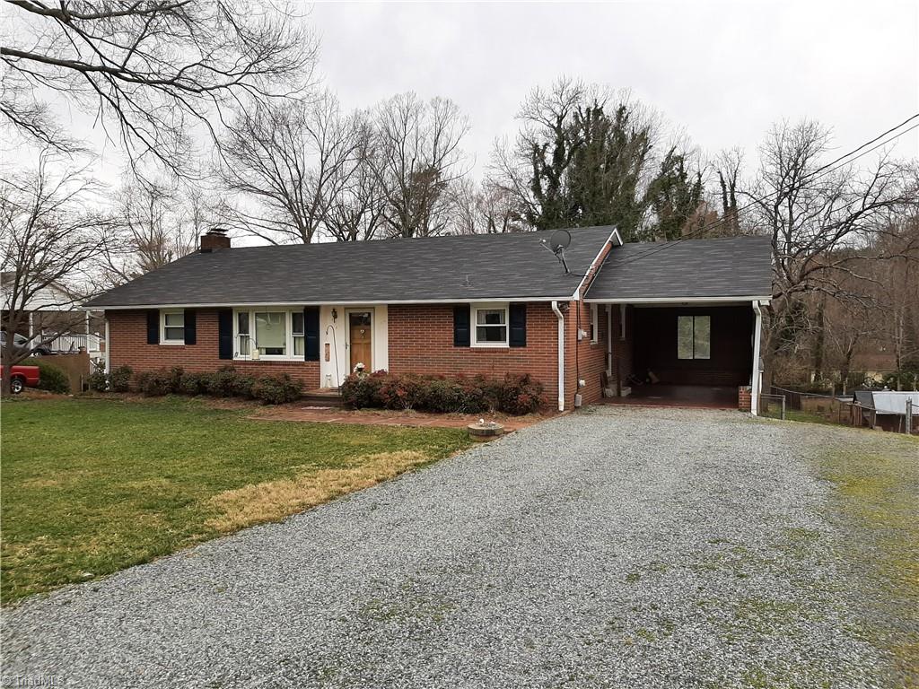 5156 Alaska Road Walkertown, NC 27051 - Photo 2 of 16 Gallery Image 2
