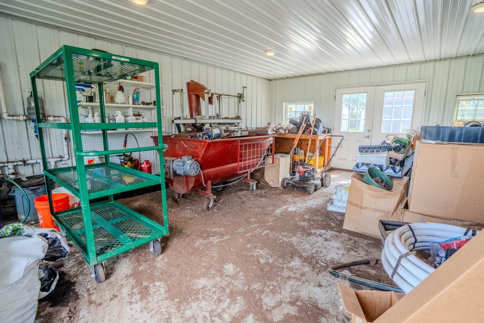 2461 Bodenham Road Pulaski, TN 38478 - Photo 15 of 59 a living room filled with furniture and a gym