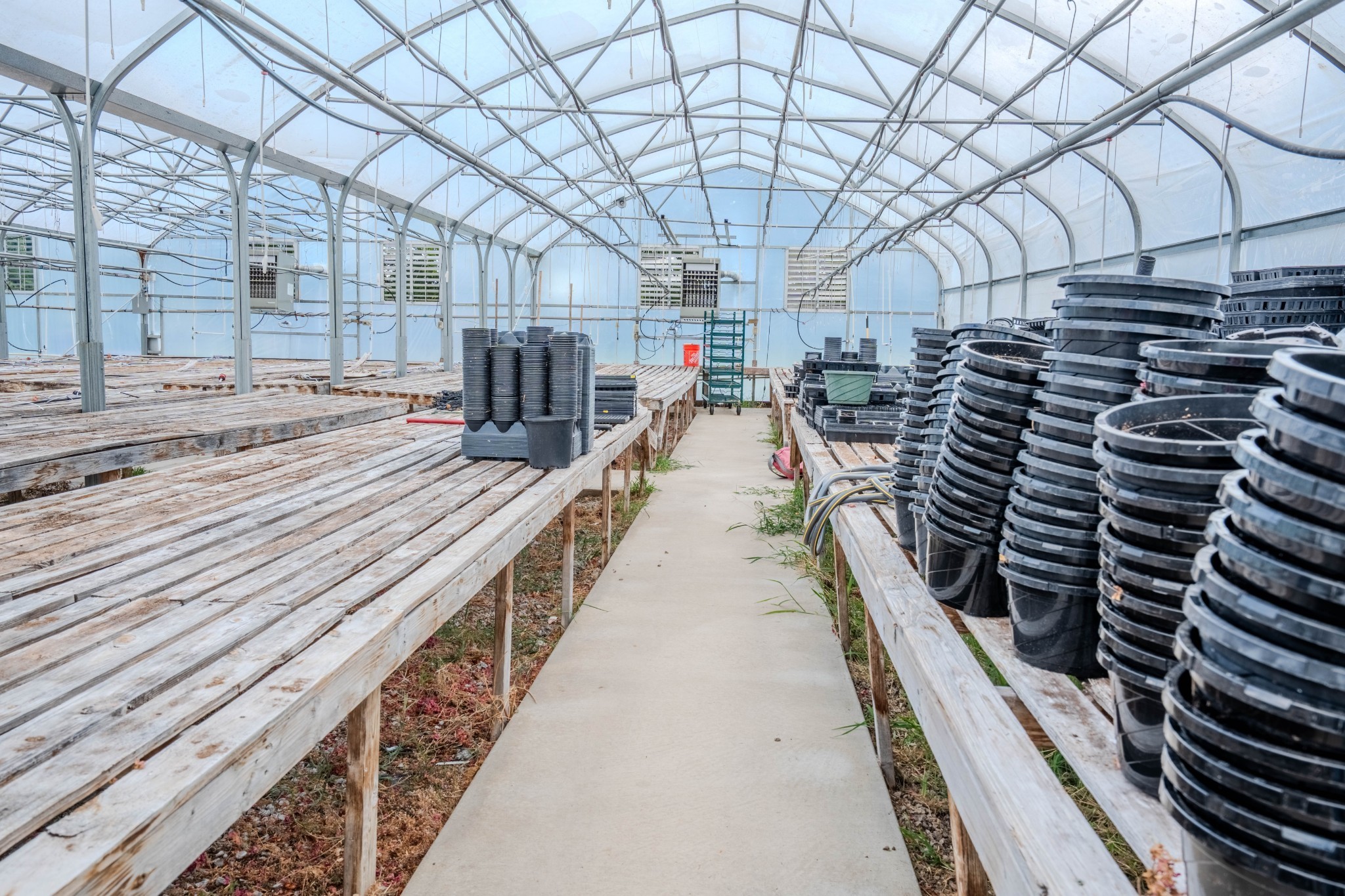 2461 Bodenham Road Pulaski, TN 38478 - Photo 18 of 59 a hallway with a lots of wooden furniture