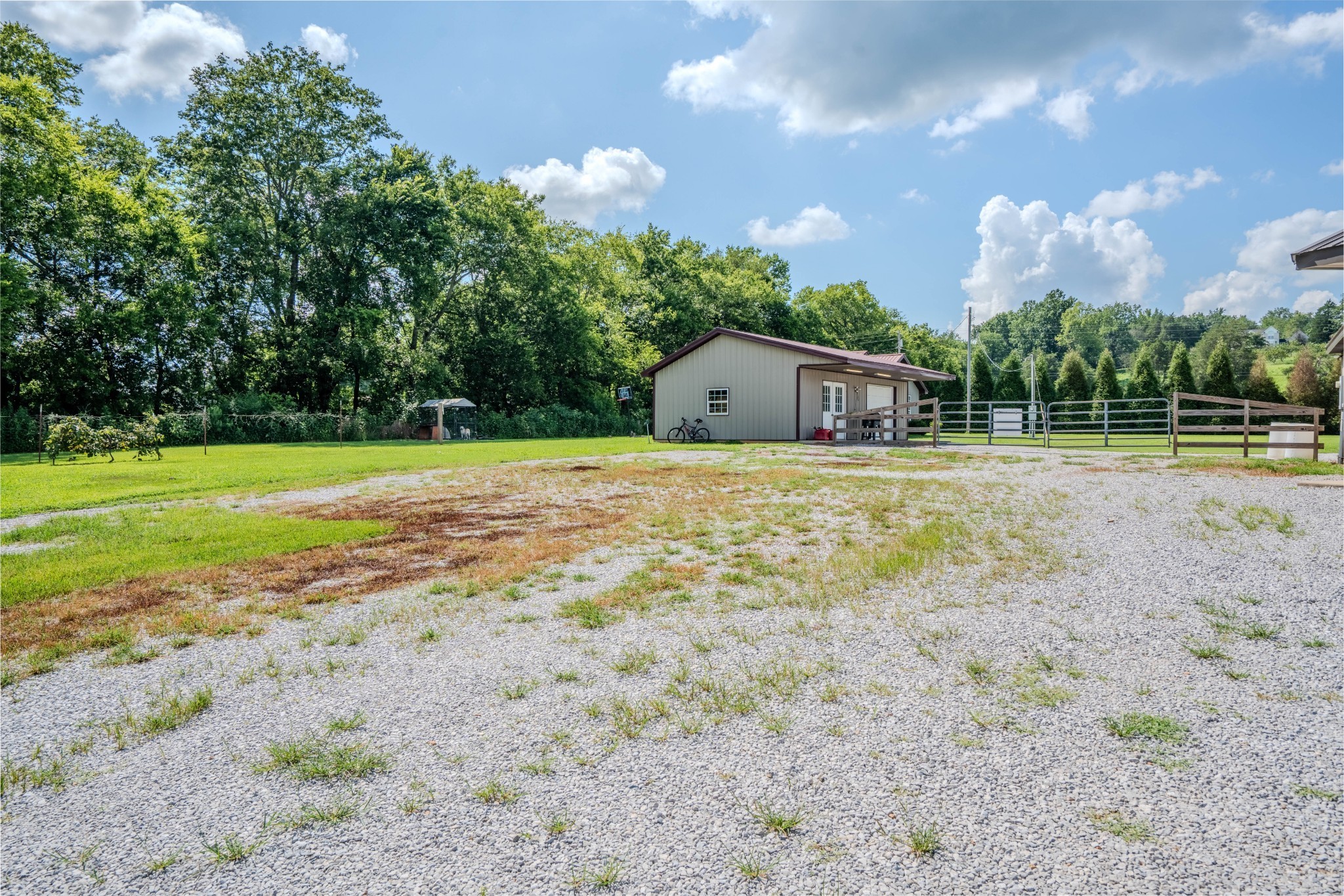 2461 Bodenham Road Pulaski, TN 38478 - Photo 44 of 59 a view of a backyard