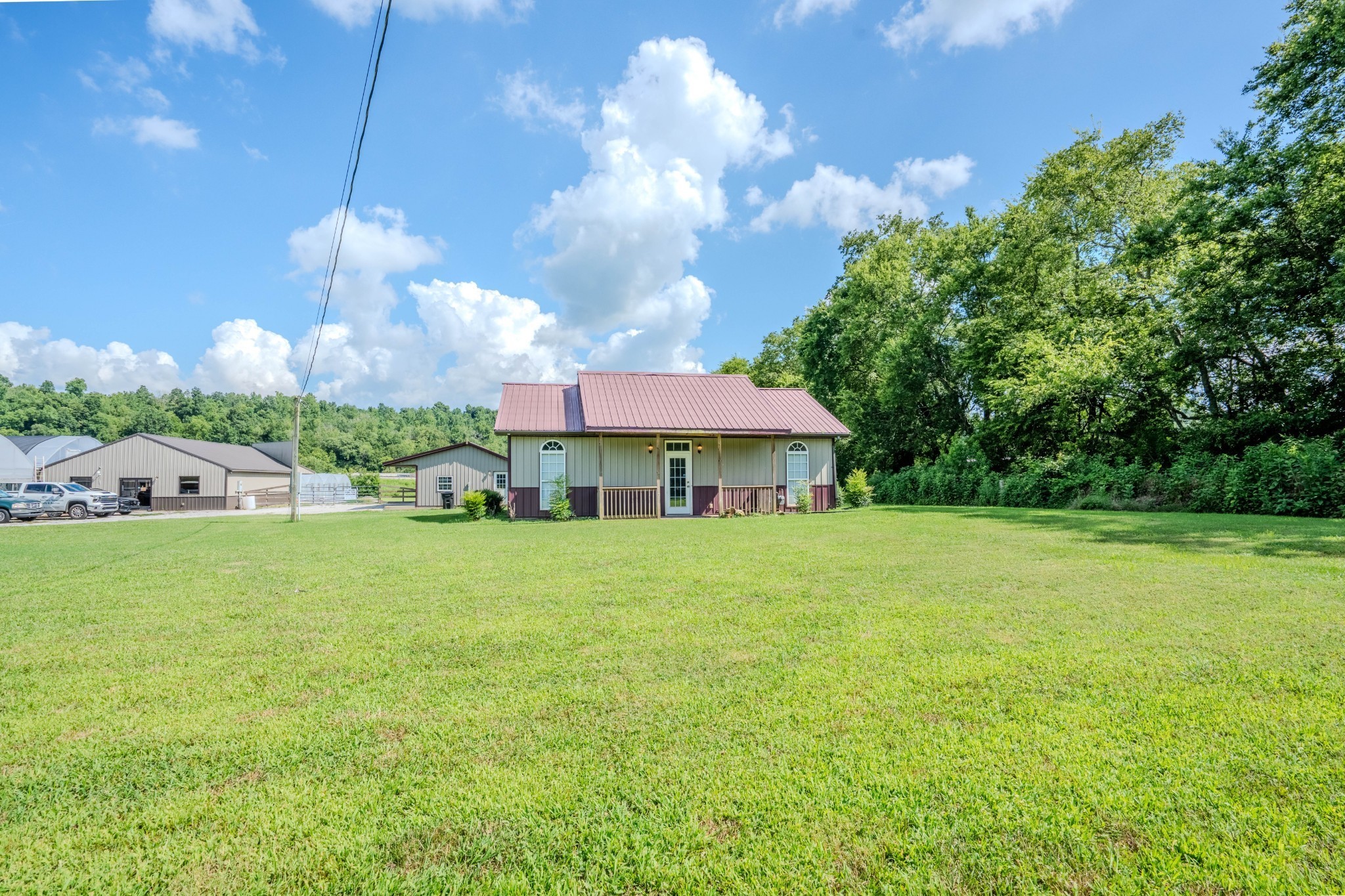 2461 Bodenham Road Pulaski, TN 38478 - Photo 45 of 59 a view of a house with a garden