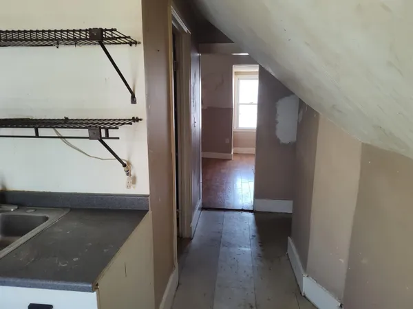 $679,000 | 183 Cartier Street, Manchester, NH 03102