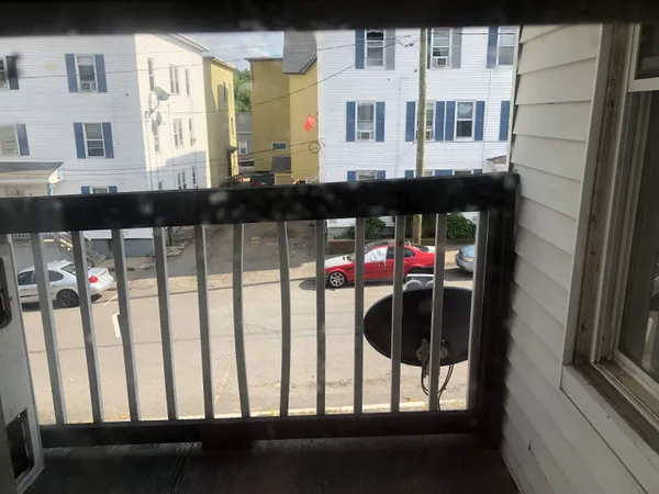 $679,000 | 183 Cartier Street, Manchester, NH 03102