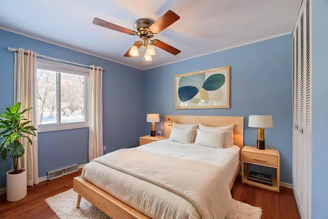 $465,000 | 795 Plymouth Road, Hoffman Estates, IL 60192