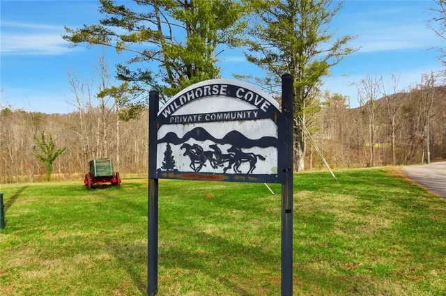 $399,900 | 61 Bear Ridge Road, Cleveland, GA 30528