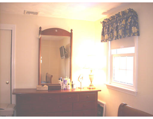 228 Old Farm Road Hanover, MA 02339 - Photo 12 of 26 Gallery Image 12