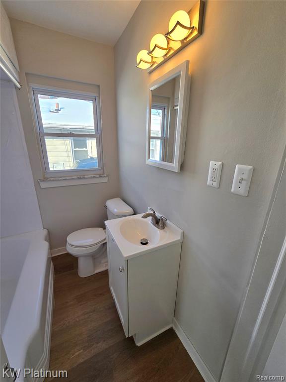 7399 Gronow Center Line, MI 48015 - Photo 6 of 18 Gallery Image 6