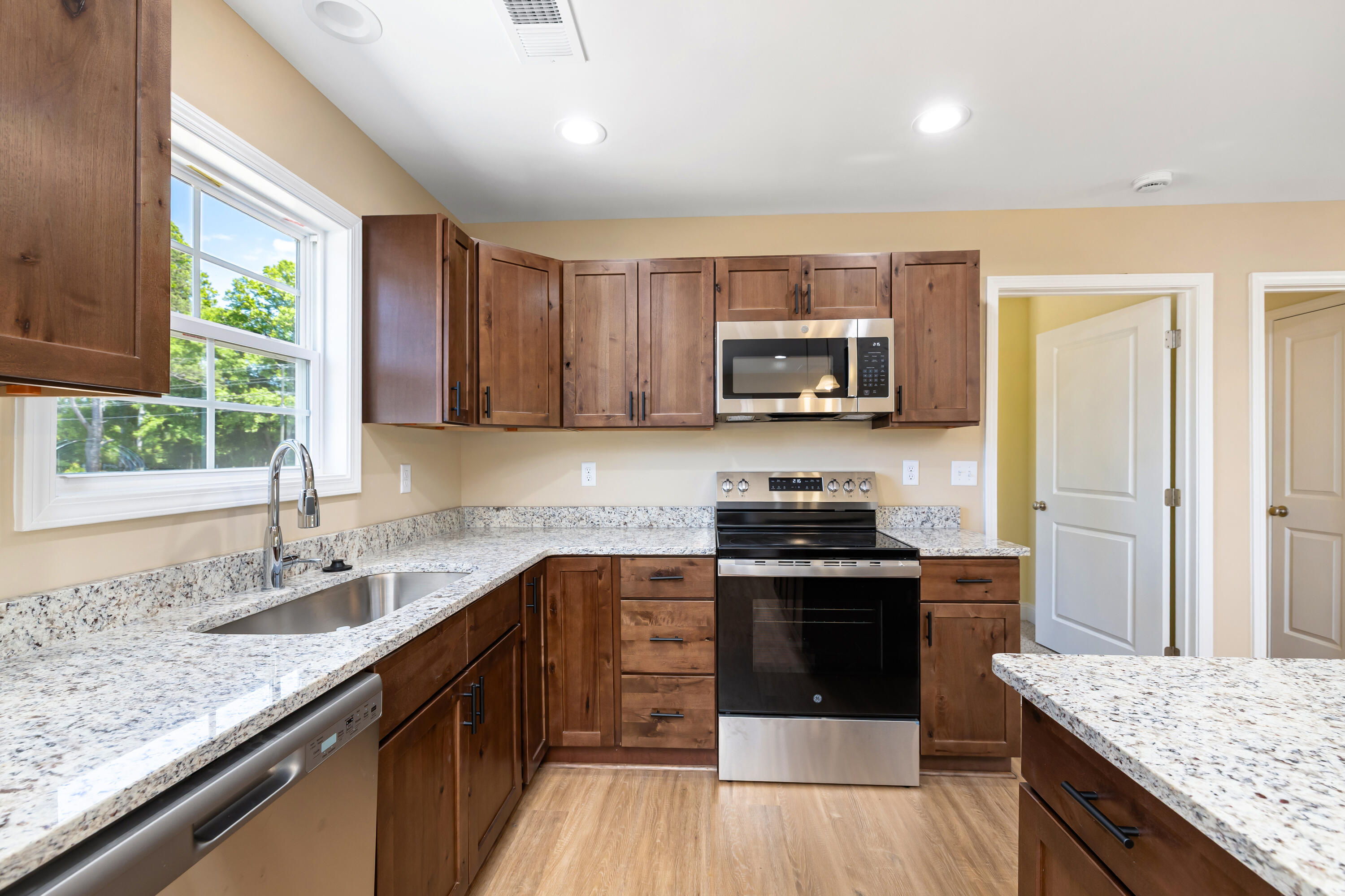 4525 Easy Street Rembert, SC 29128 - Photo 13 of 24 Gallery Image 13
