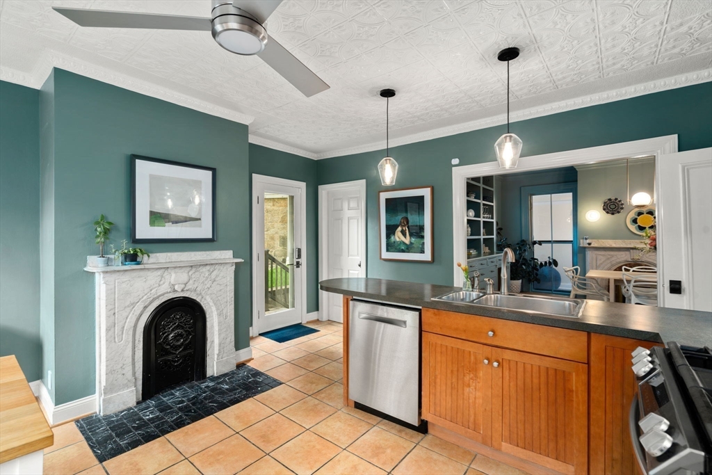 14 Gordon Street Boston, MA 02130 - Photo 11 of 39
