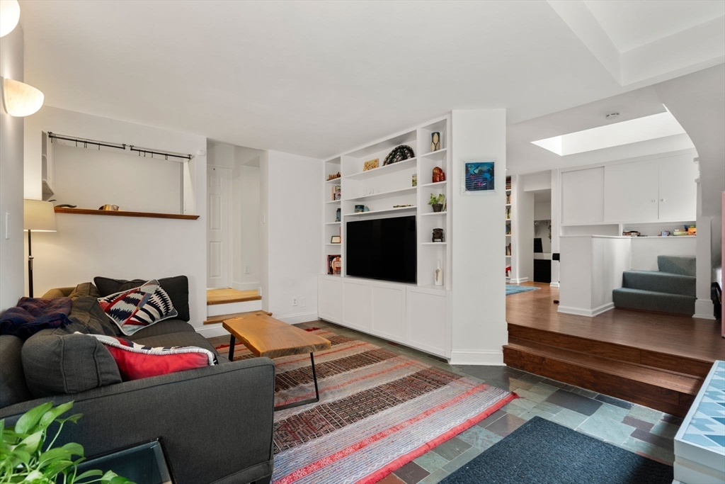 14 Gordon Street Boston, MA 02130 - Photo 27 of 42