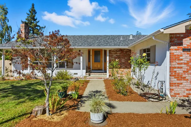 $1,435,000 | 92 Gaywood Place, Moraga, CA 94556