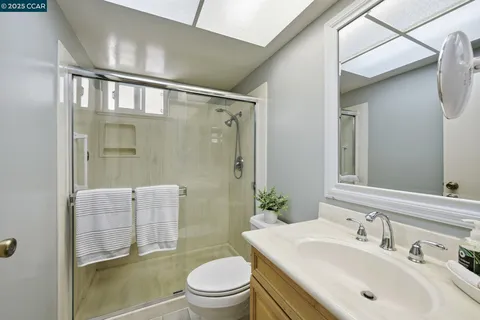 $1,475,000 | 92 Gaywood Place, Moraga, CA 94556