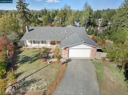 $1,475,000 | 92 Gaywood Place, Moraga, CA 94556