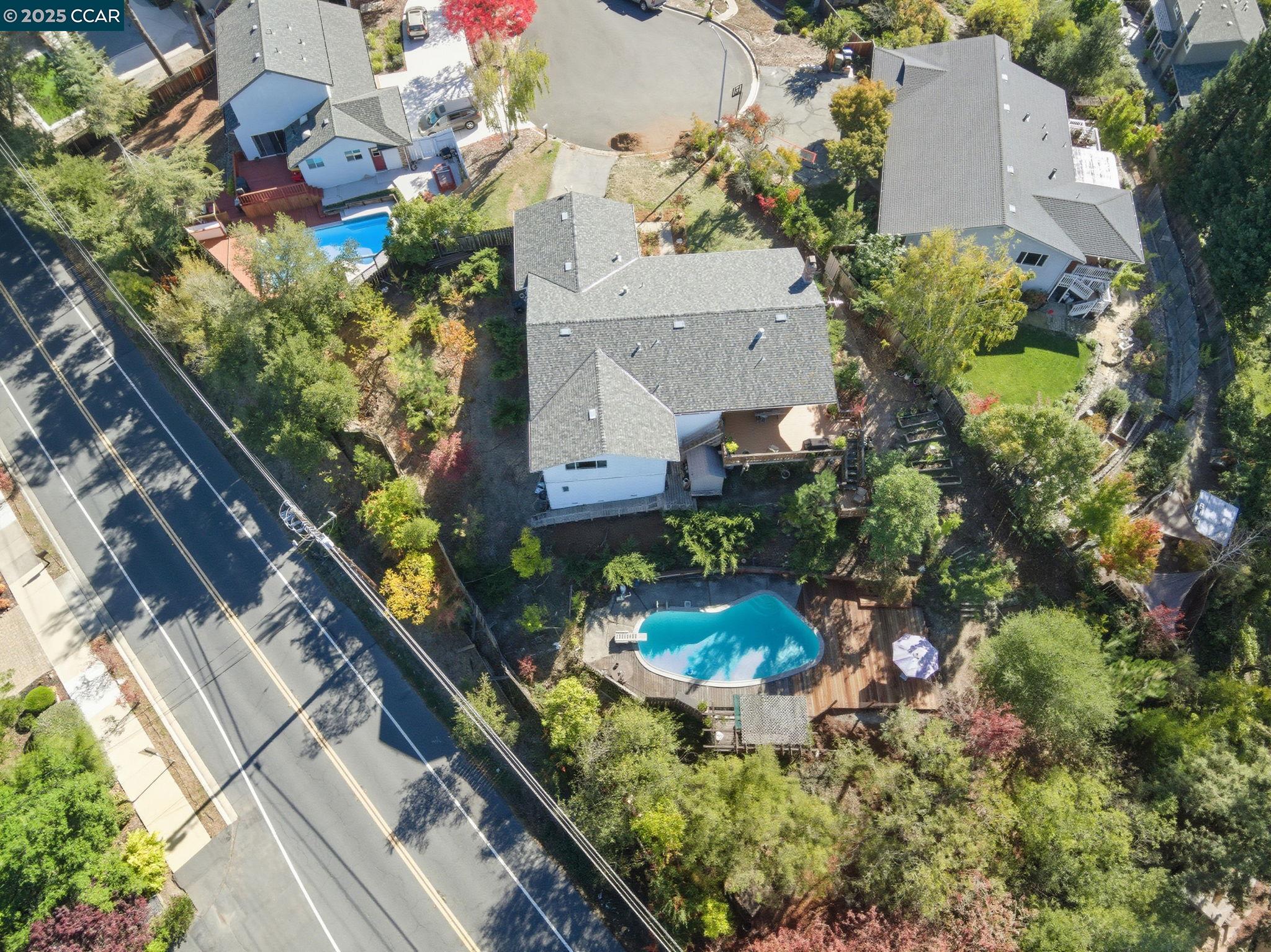 92 Gaywood Place Moraga, CA 94556 - Photo 40 of 52 an aerial view of a house