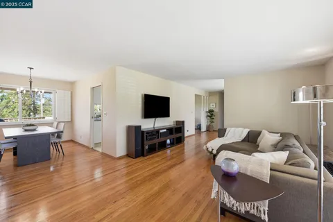 $1,475,000 | 92 Gaywood Place, Moraga, CA 94556