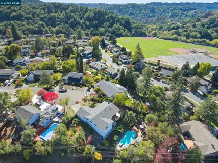 $1,475,000 | 92 Gaywood Place, Moraga, CA 94556