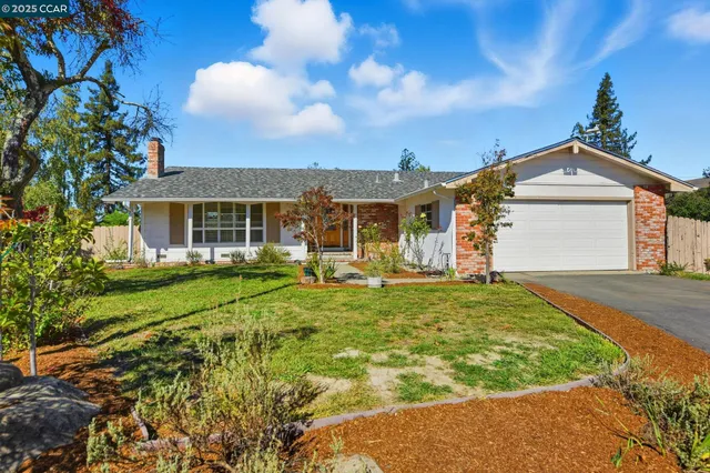 $1,475,000 | 92 Gaywood Place, Moraga, CA 94556