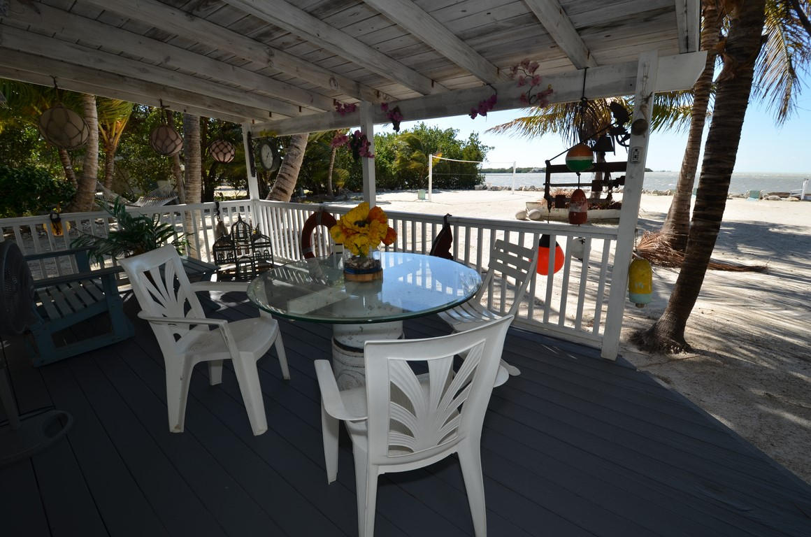 60 Pelican Road Marathon, FL 33050 - Photo 6 of 47 Back Porch (2)