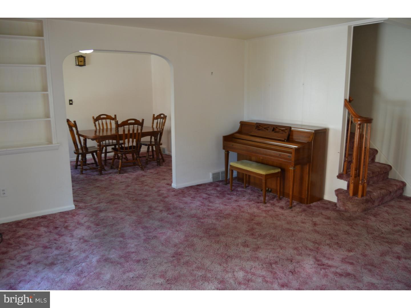 409 Russell Street Ridley Park, PA 19078 - Photo 2 of 15 Living Room