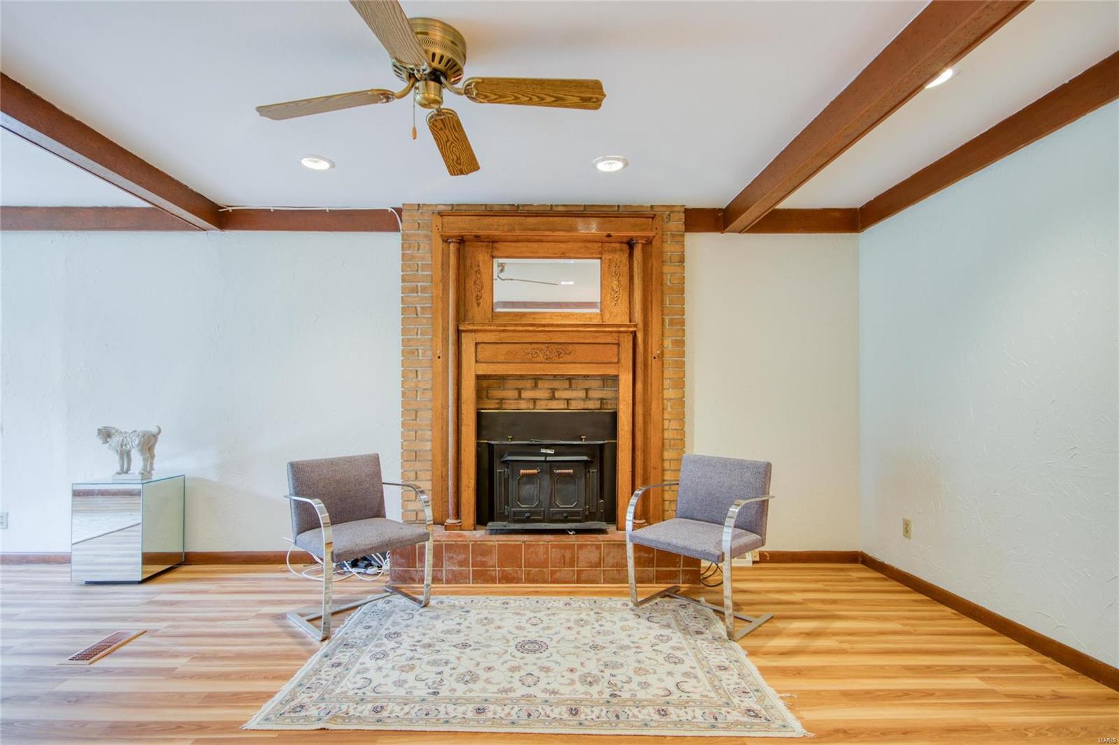 7141 Becker Road Oakville, MO 63129 - Photo 7 of 40 Gallery Image 7