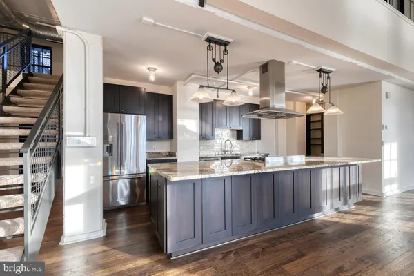 $4,000 | 1220 Bank Street, Unit 410, Baltimore, MD 21202