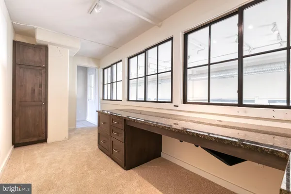 $4,000 | 1220 Bank Street, Unit 410, Baltimore, MD 21202