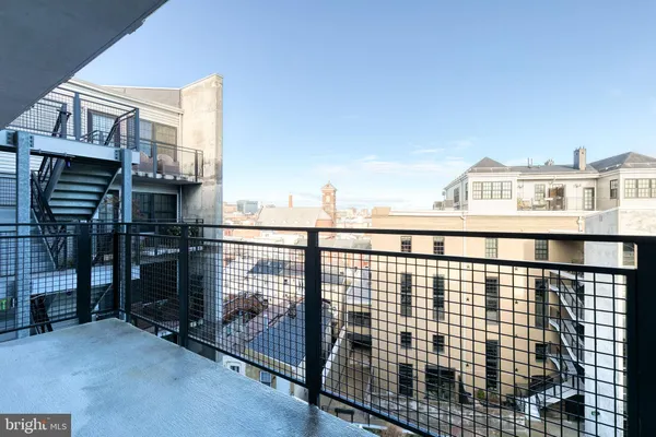 $4,000 | 1220 Bank Street, Unit 410, Baltimore, MD 21202