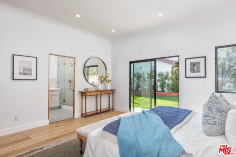 $2,595,000 | 913 South Mullen Avenue, Los Angeles, CA 90019