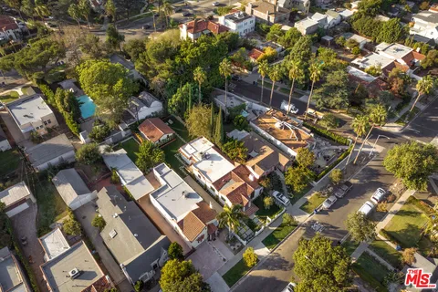 $2,595,000 | 913 South Mullen Avenue, Los Angeles, CA 90019