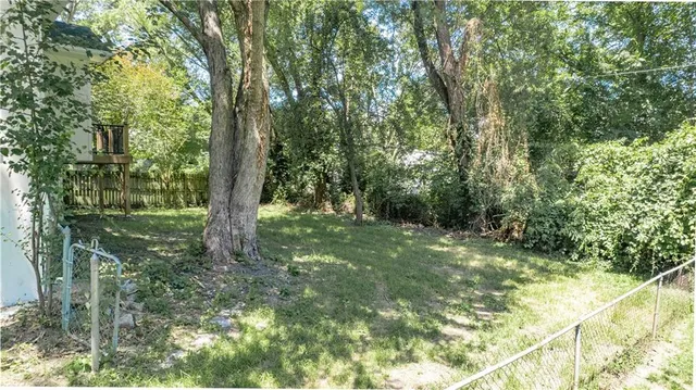 $272,500 | 804 Northwest N Summit Circle, Blue Springs, MO 64015