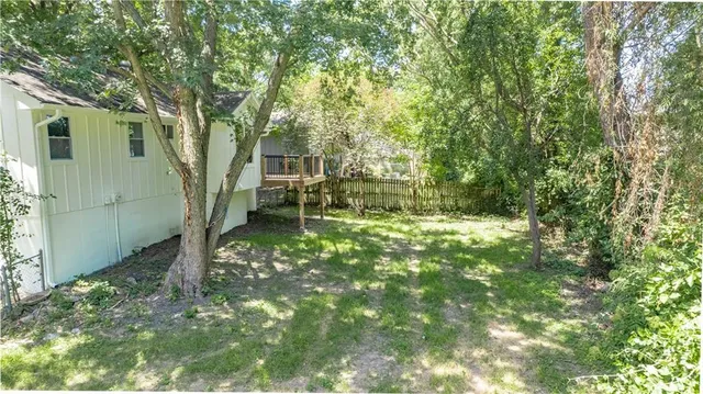 $272,500 | 804 Northwest N Summit Circle, Blue Springs, MO 64015