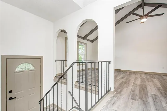 $272,500 | 804 Northwest N Summit Circle, Blue Springs, MO 64015