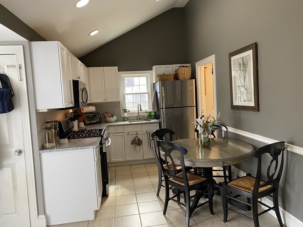 90 Wilmarth Road Randolph, MA 02368 - Photo 5 of 25 Gallery Image 5
