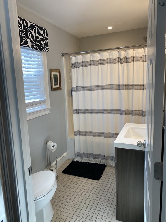 90 Wilmarth Road Randolph, MA 02368 - Photo 8 of 25 Gallery Image 8