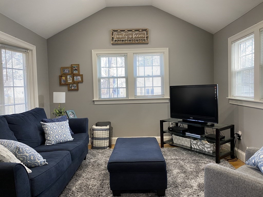 90 Wilmarth Road Randolph, MA 02368 - Photo 10 of 25 Gallery Image 10