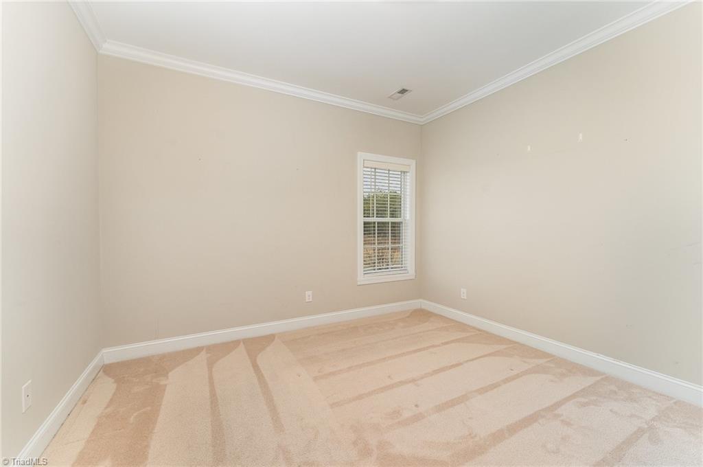 2827 Fallin Court High Point, NC 27262 - Photo 25 of 43 Gallery Image 25