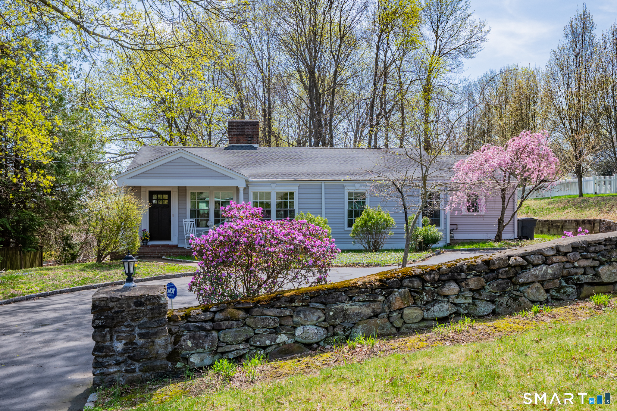 273 Osborne Hill Road Fairfield, CT 06824 - Photo 2 of 40 This updated ranch is in the heart of Fairfield's University area.