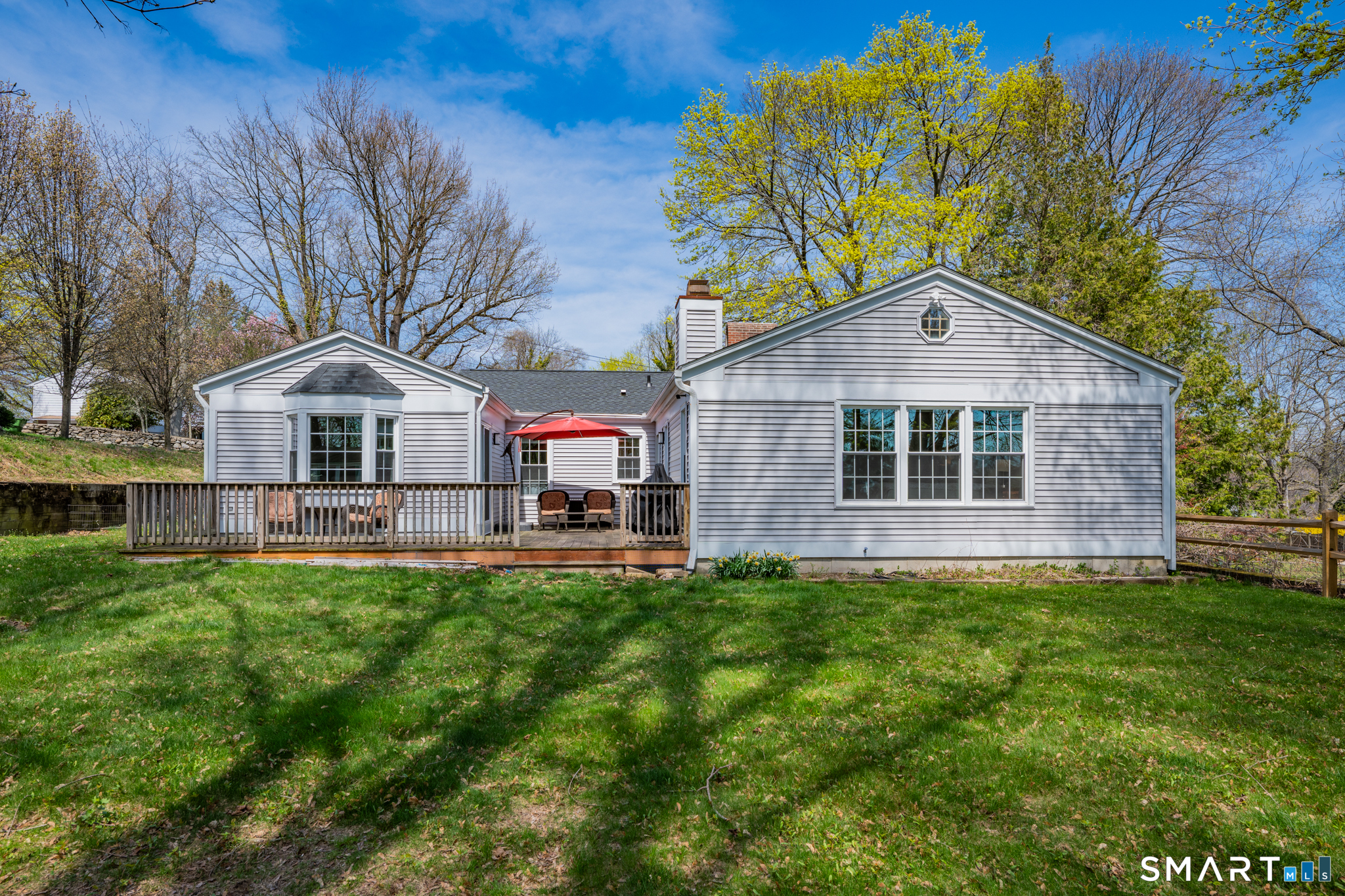 273 Osborne Hill Road Fairfield, CT 06824 - Photo 37 of 40