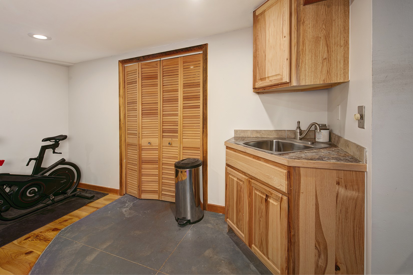 5254 Montezuma Road Dillon, CO 80435 - Photo 23 of 33 Lower level rec room w/wet bar