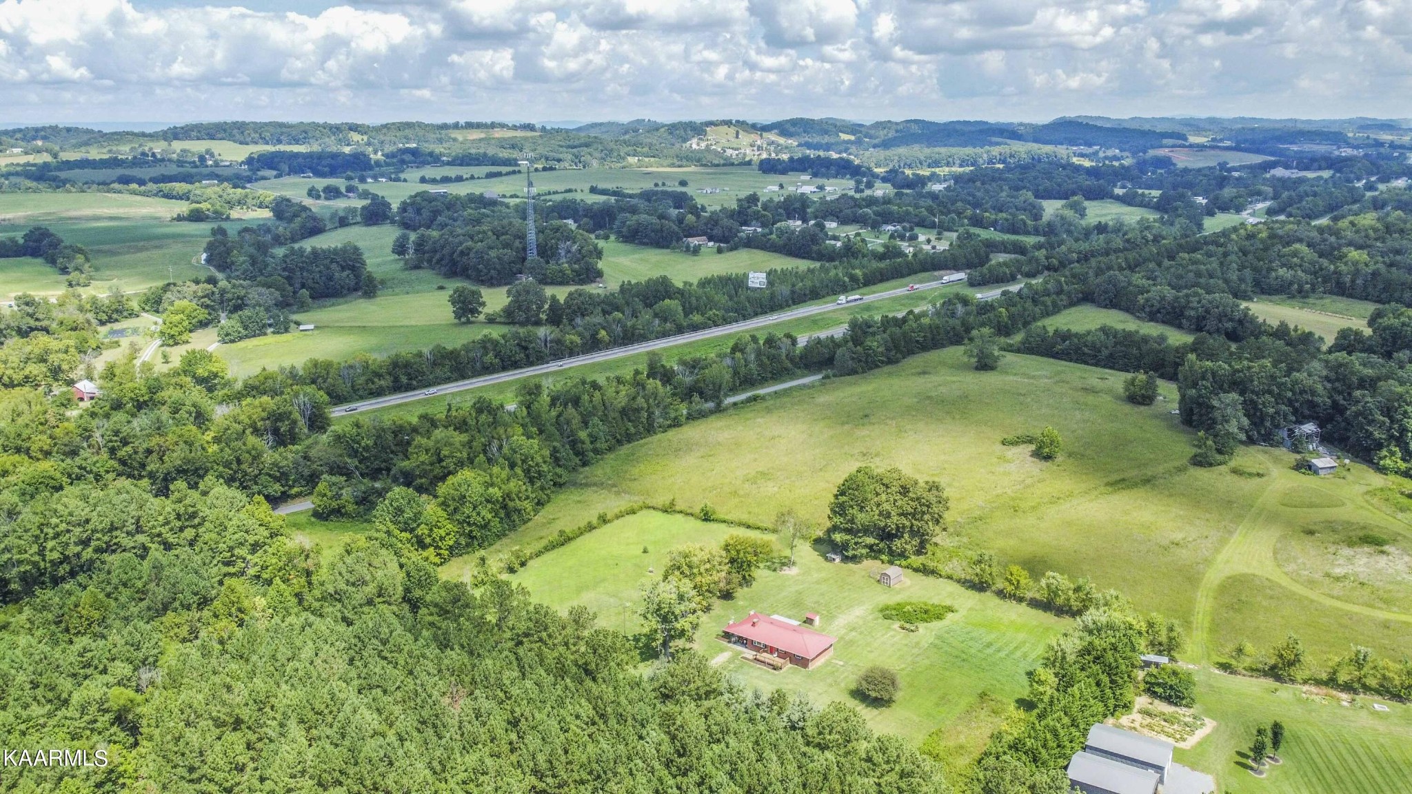 718 Ketner Road Dandridge, TN 37725 - Photo 9 of 41