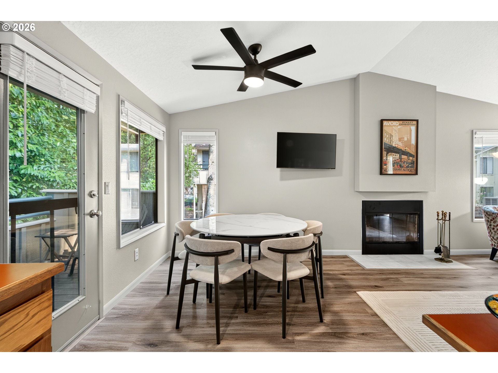7189 Southwest Childs Road Lake Oswego, OR 97035 - Photo 11 of 40 Gallery Image 11