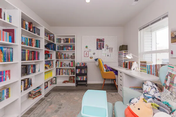 $320,000 | 3001 West Kings Cyn Drive, Muncie, IN 47303