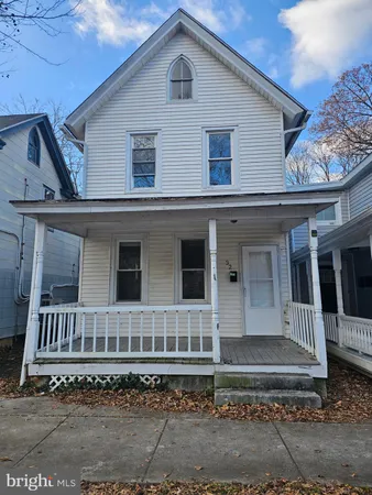 $1,575 | 32 North Governors Avenue, Dover, DE 19904
