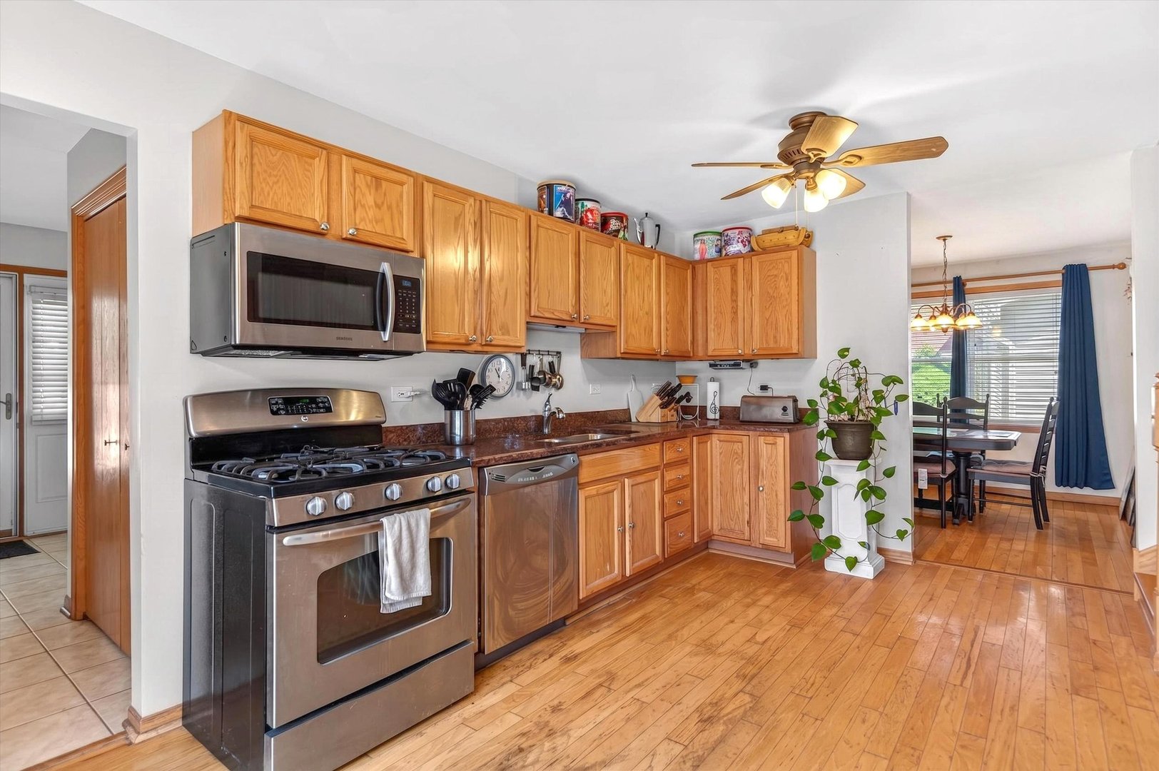 3013 Sandy Ridge Drive Steger, IL 60475 - Photo 8 of 32